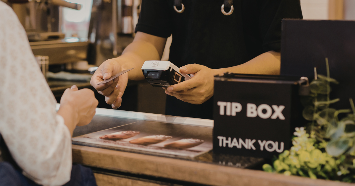 ドバイはチップが必要？旅行や現地生活で戸惑わないためのチップ事情