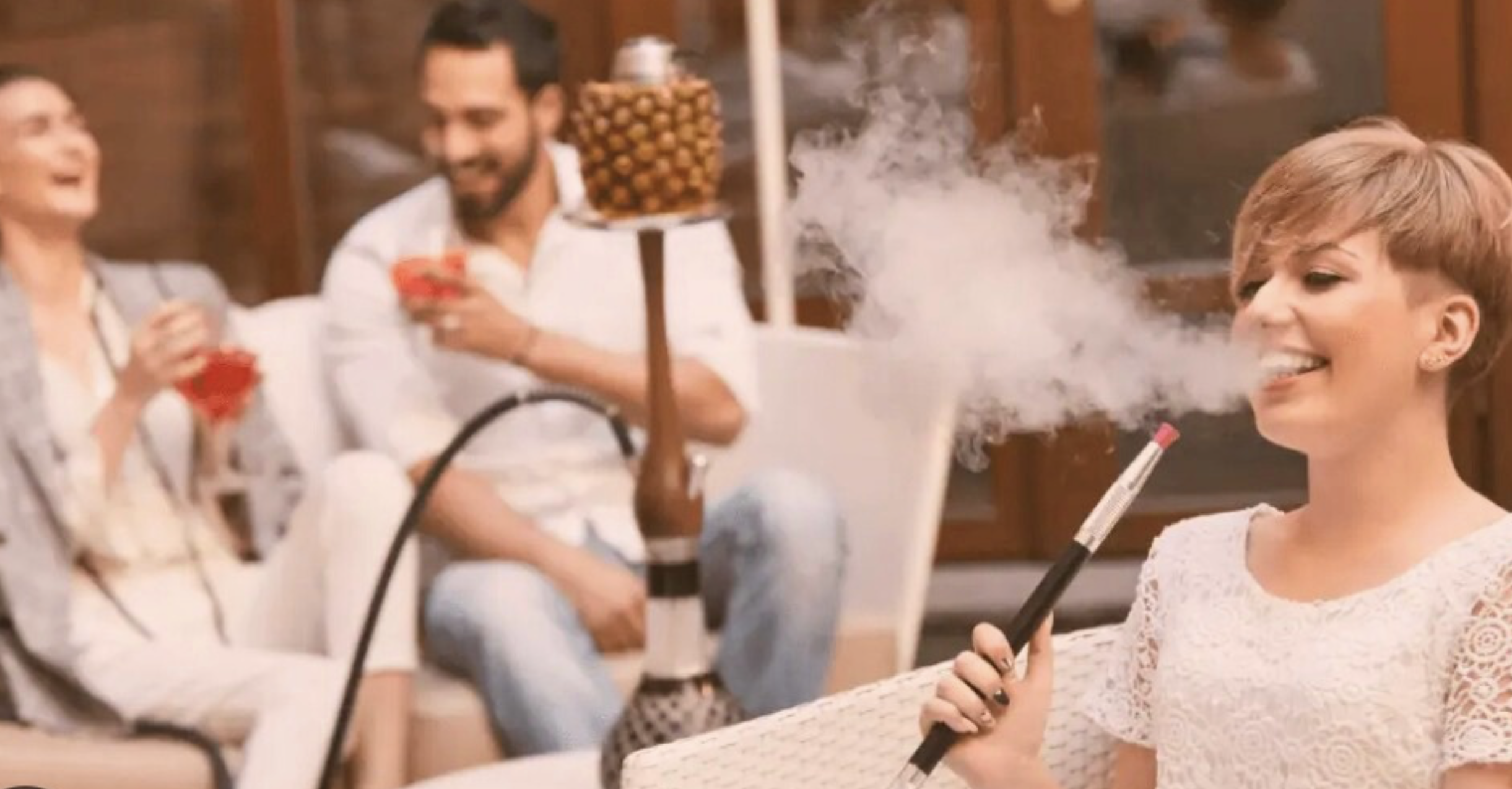 シーシャとは？ドバイで楽しむシーシャ（水タバコ）を解説